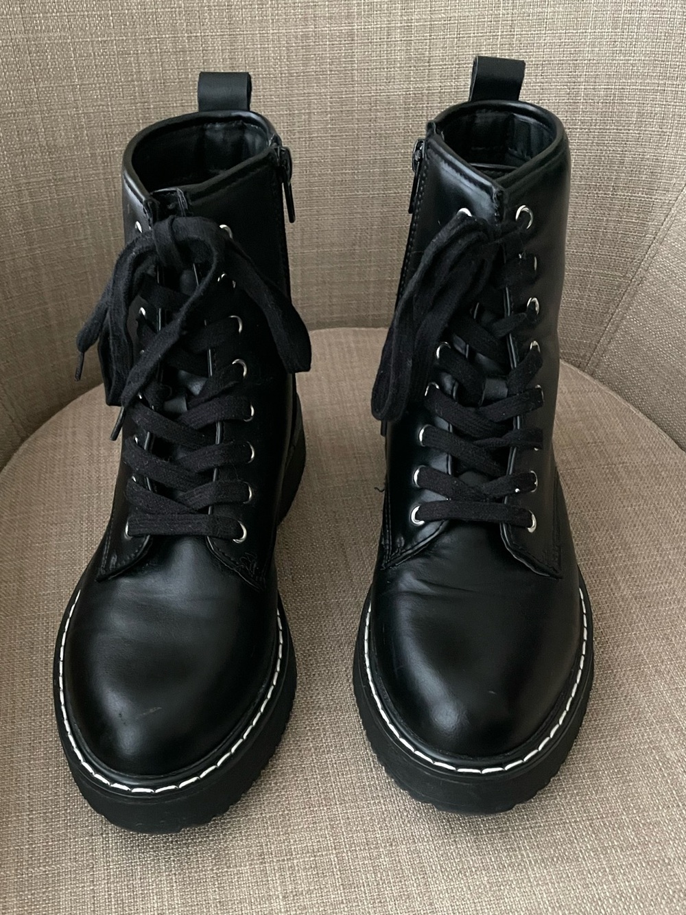 Madden Girl Kurrt Combat Boots
